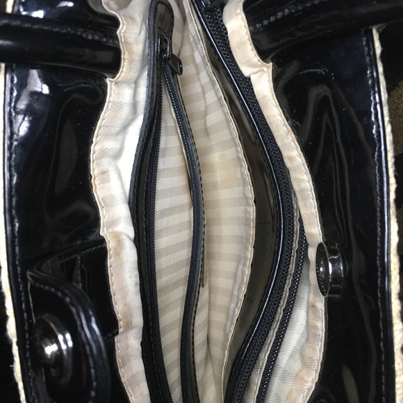 Woven Handbag - Picture 2 of 3